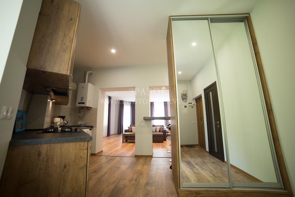 Foxy Lviv Apartment Ngoại thất bức ảnh
