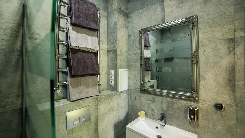 Foxy Lviv Apartment Ngoại thất bức ảnh