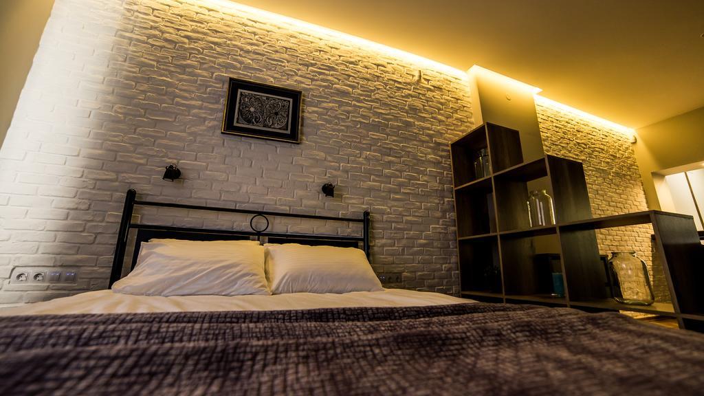 Foxy Lviv Apartment Ngoại thất bức ảnh